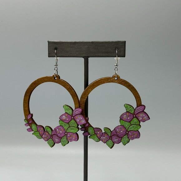 3/$30 Hoop Dangle Earring Pierced Brown Wooden Floral Wreath Boho 2.75" - Picture 1 of 8